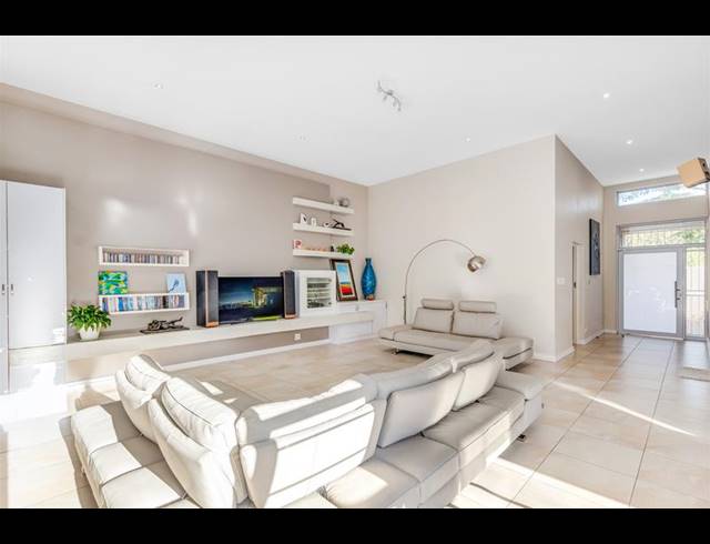 4 BEDROOM HOUSE FOR SALE IN PARKMORE